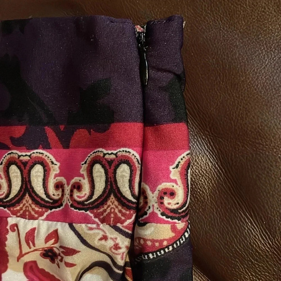 Venus Wide Leg Paisley Print Pant Stretchy Side zip Pink Multi Size XS Flowy - Picture 10 of 12